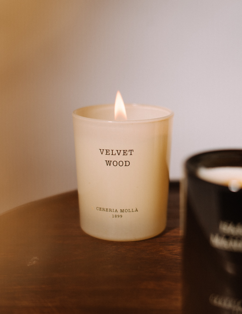 CERERIA MOLLA candle "Velvet wood"